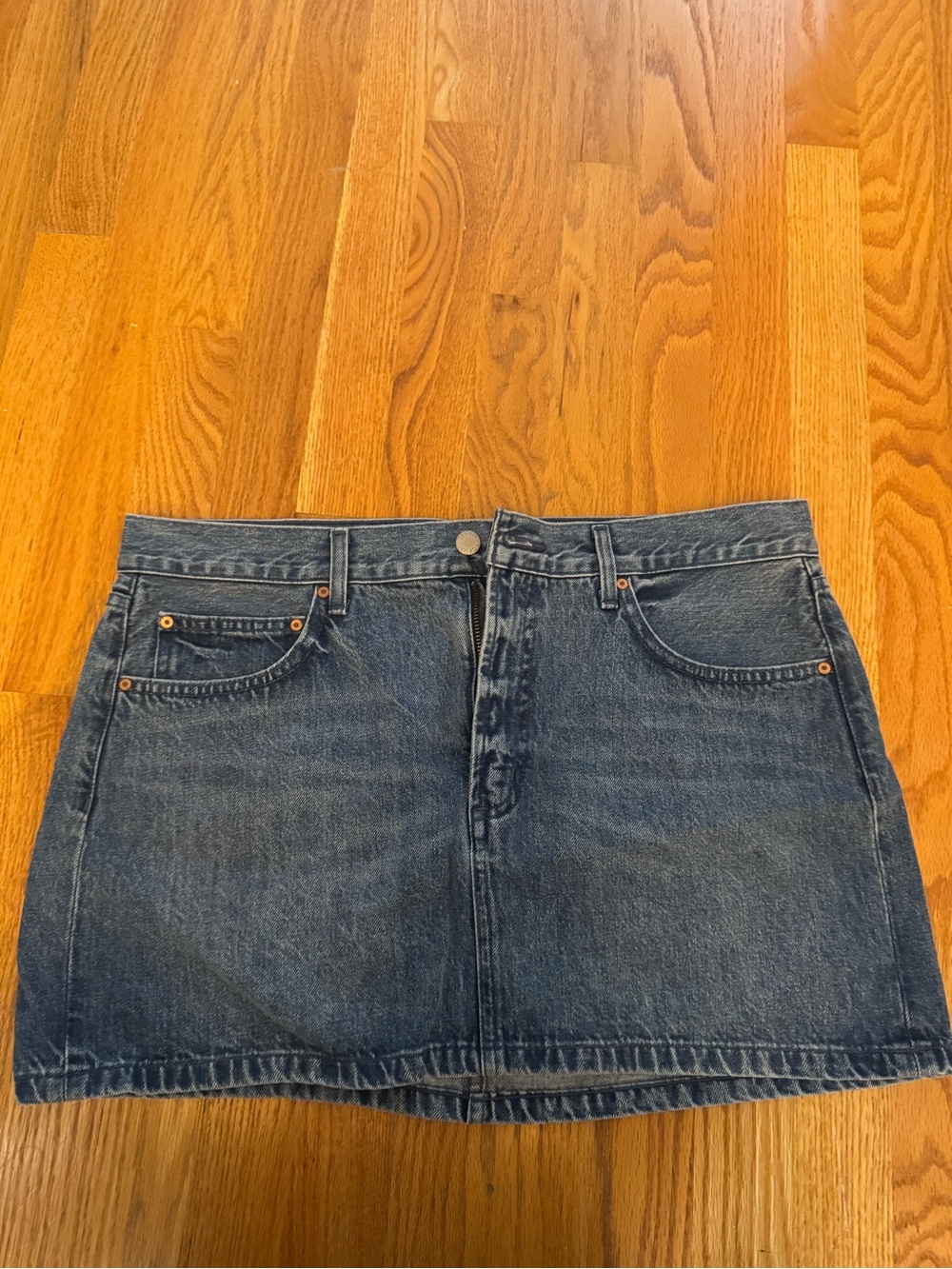 Denim Forum Mini Skirt in Dark Blue